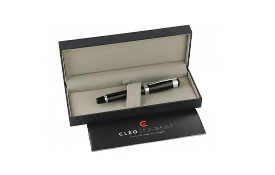 Cleo Skribent Aura Black Fountain Pen 19010 Fine