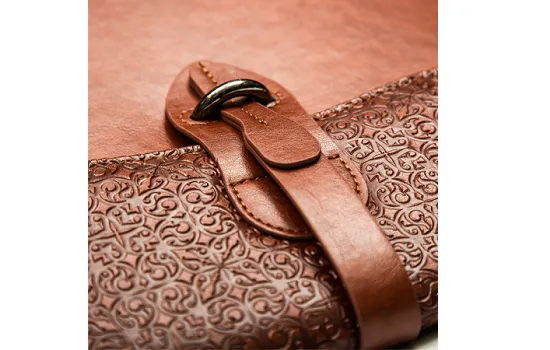 Damask Ringbinder Notebook â€“ B5