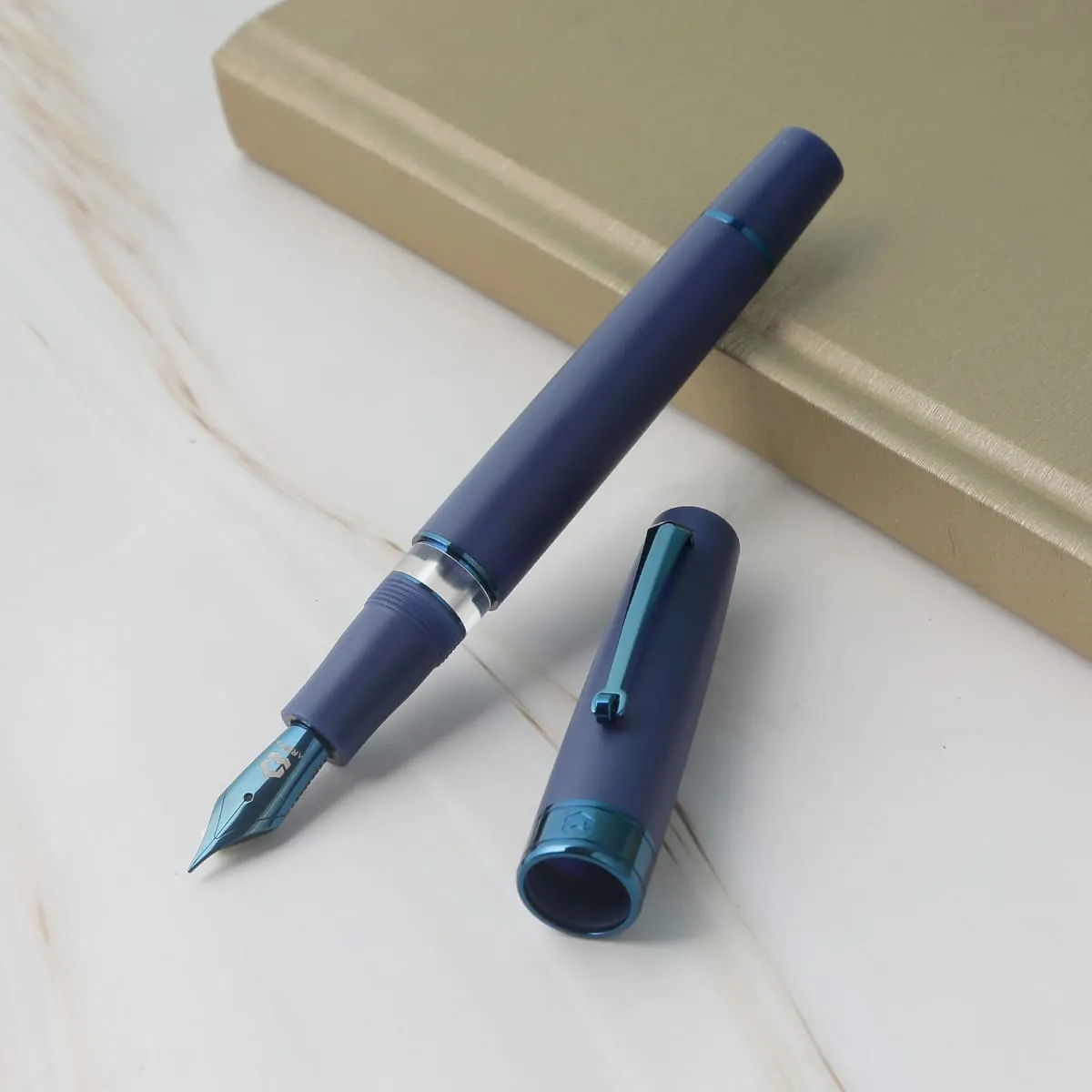 ARISTA ONE NAVY BLUE FOUNTAIN PEN PISTON FILLER ( F )