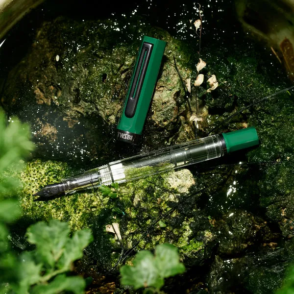 TWSBI ECO Irish Green with Onyx Fountain Pen Broad