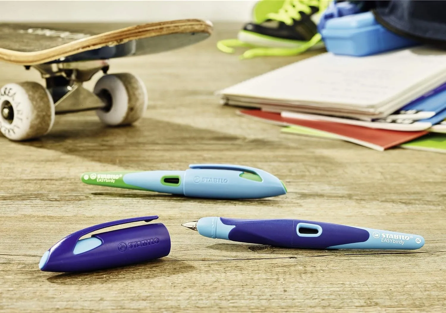 STABILO Ergonomic School Fountain Pen EASYbirdy - M Nib - Left Handed - Berry/Pink
