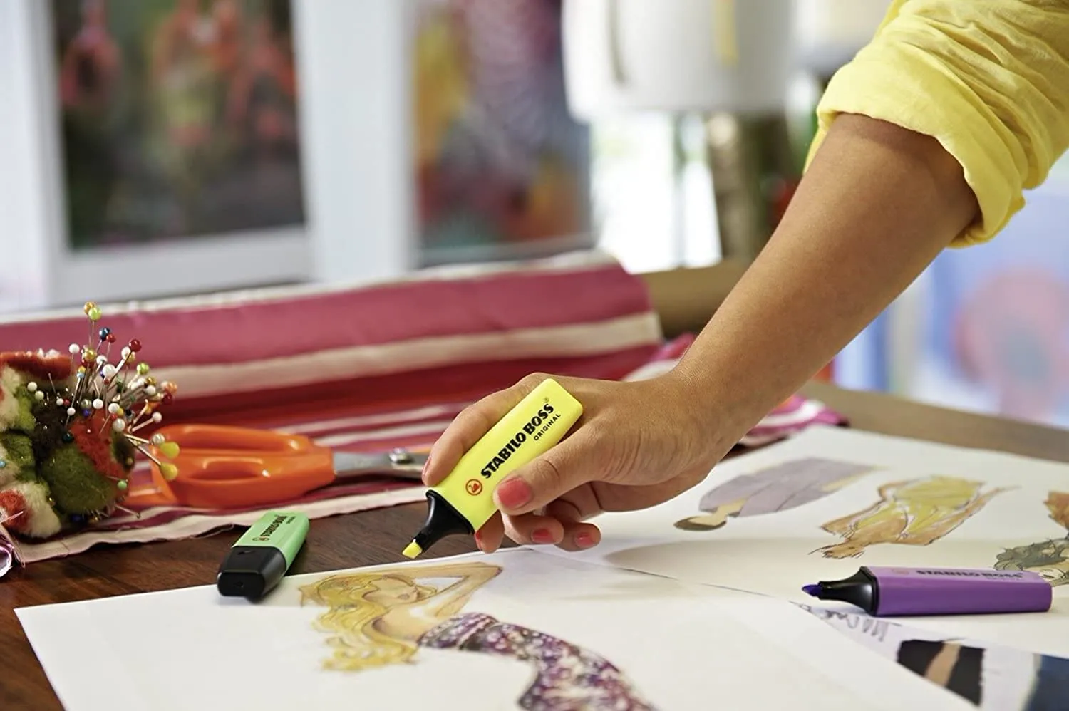 STABILO BOSS Original - Highlighter Pen - Fluorescent Yellow - Pack of 10