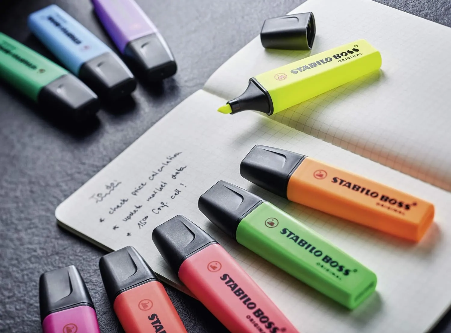 STABILO BOSS Original - Highlighter Pen - Wallet of 4 (Fluorescent Yellow)