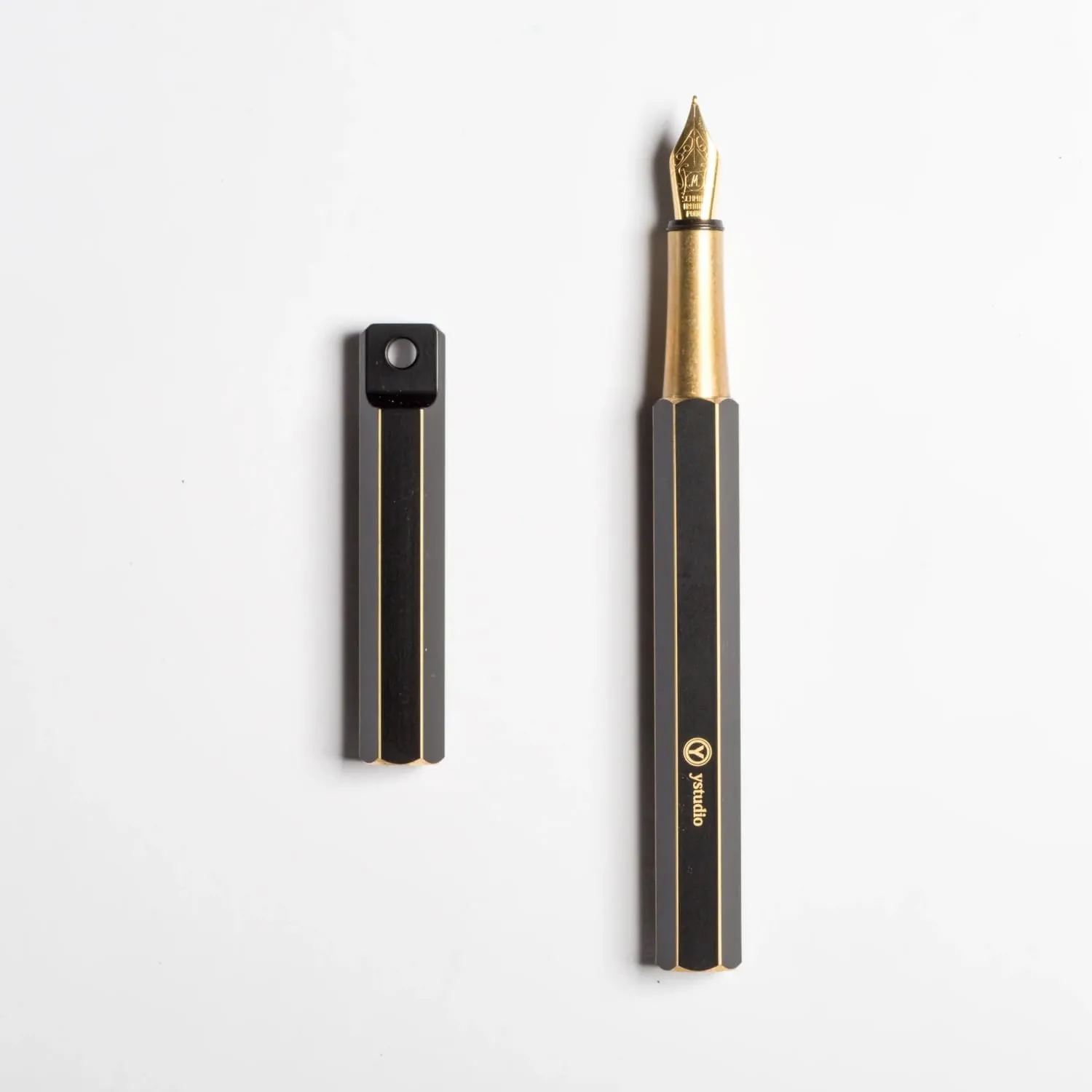 YSTUDIO Portable Fountain Ink Pen | Black Metal Brass Body | Medium Nib with Gold Plating | Classic Revolve Series