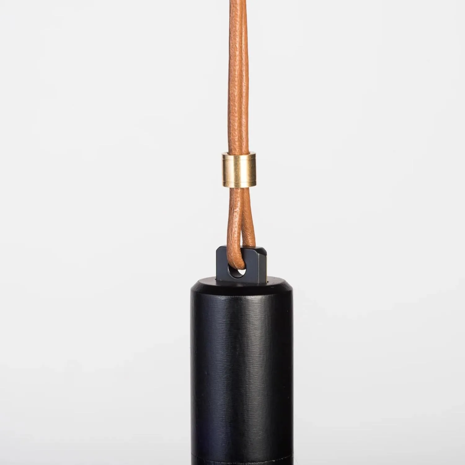 YSTUDIO Portable Fountain Ink Pen | Black Metal Brass Body | Fine Nib with Gold Plating | Classic Revolve Series