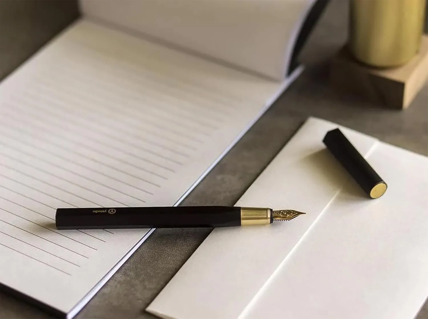 YSTUDIO Fountain Ink Pen | Acrylic Brass Black Body | Fine Nib | Resin Series