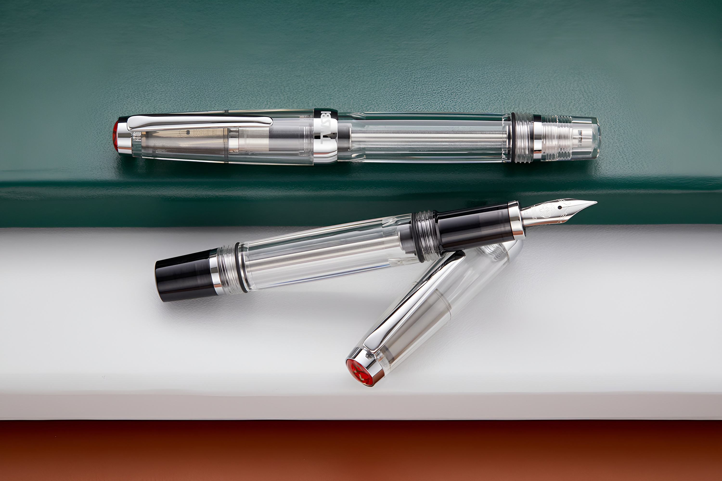 TWSBI Vac Mini Fountain Pen - Clear Broad M7444410