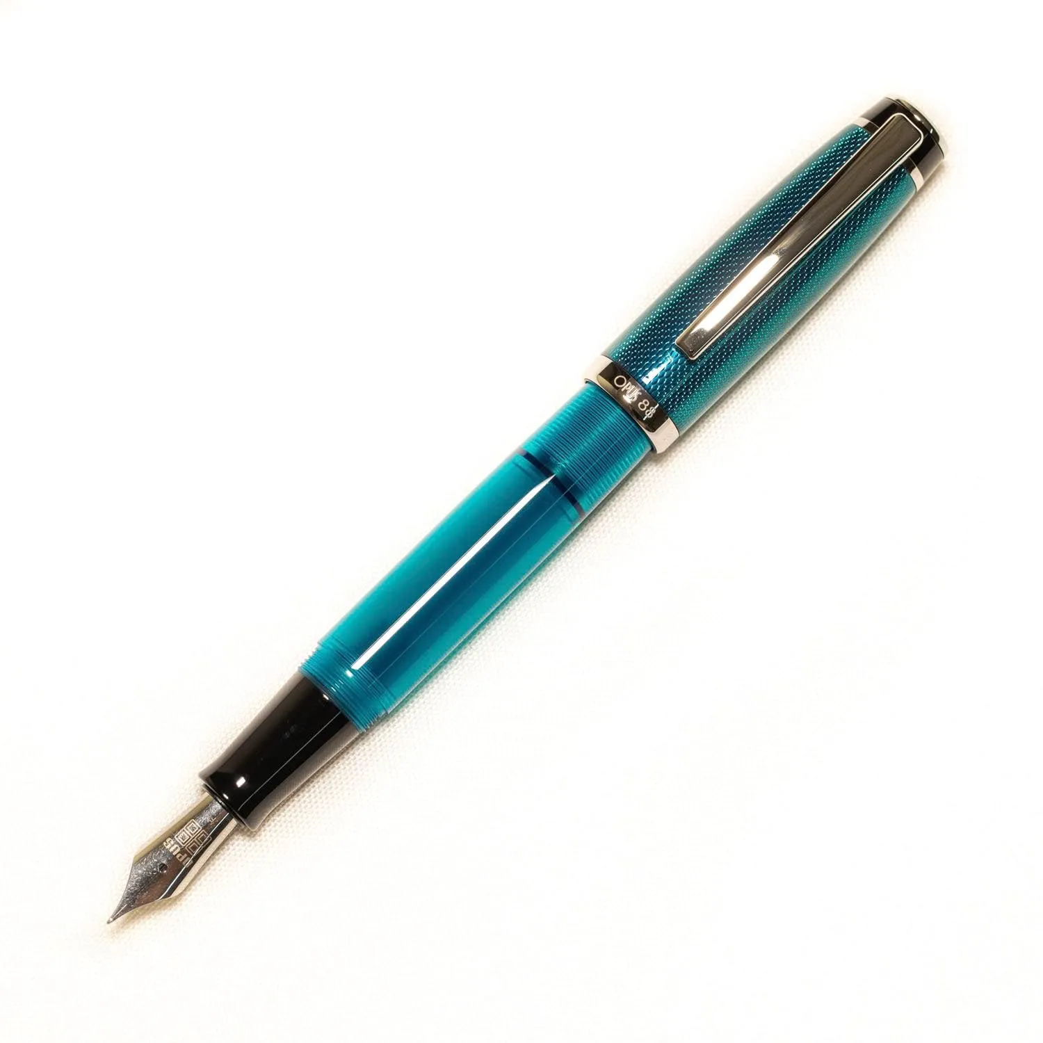 Opus 88 Opera Green Dot Fountain pen (STUB 2.3mm) 98041207 2.3