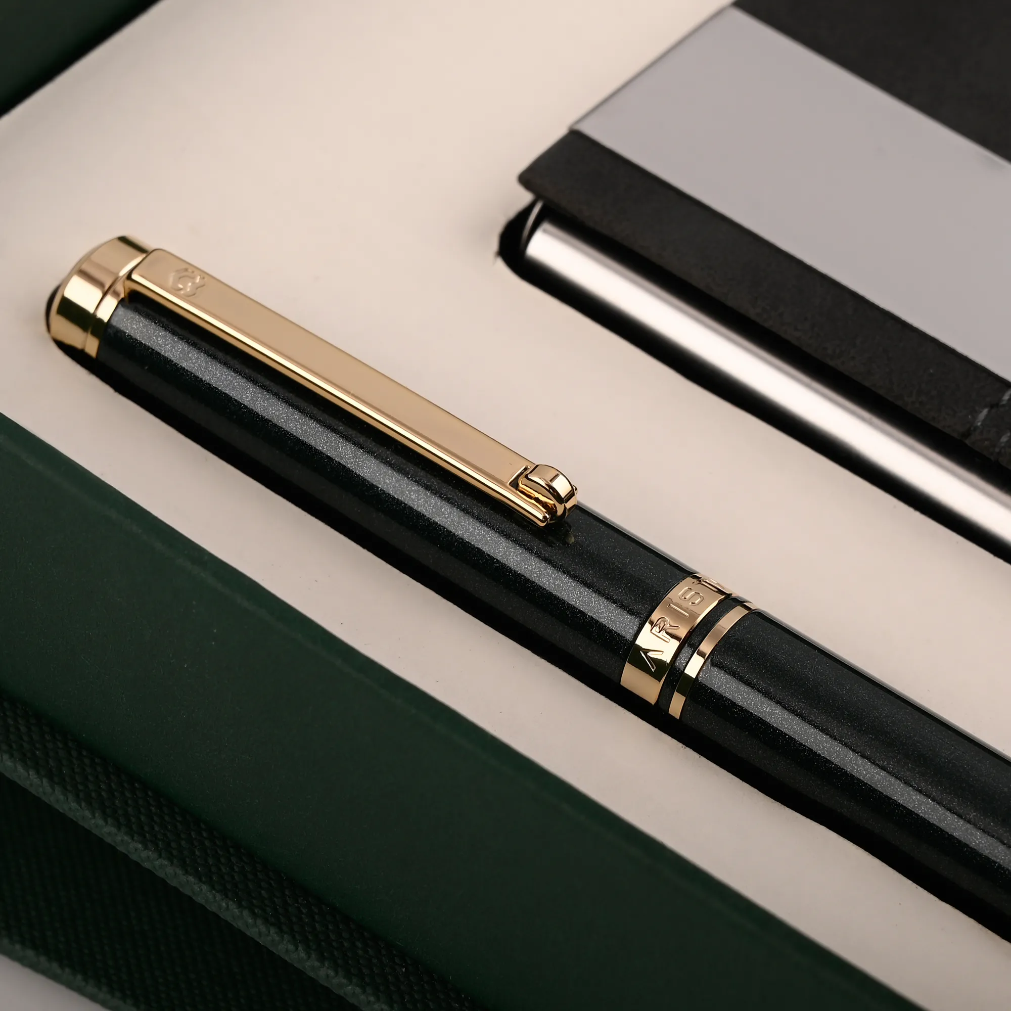 ARISTA Ballpoint Pen | Pearl Green Barrel | 24 CT Gold Plated Trim | With Card Holder