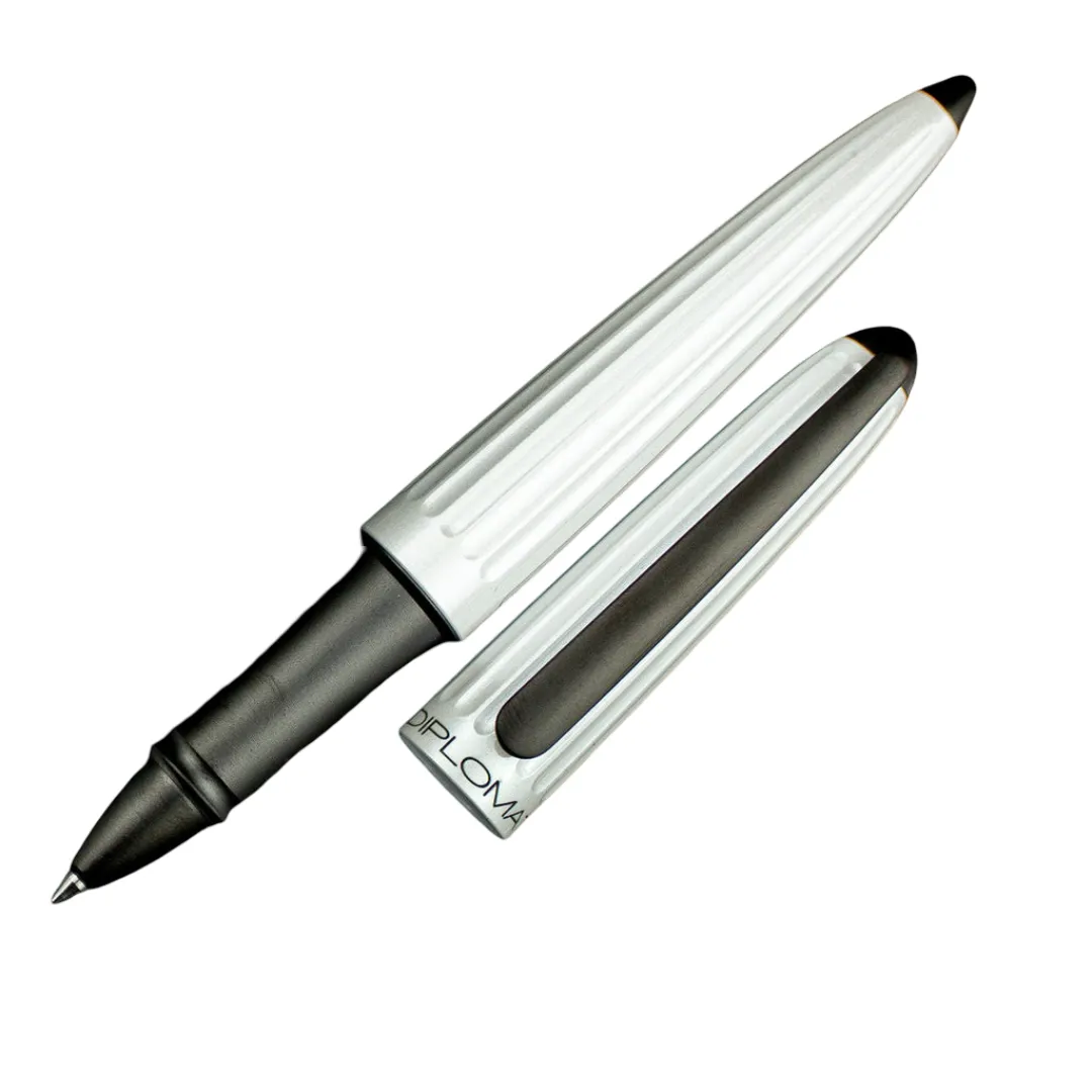 Diplomat Aero Pearl White Roller Ball Pen D40321030