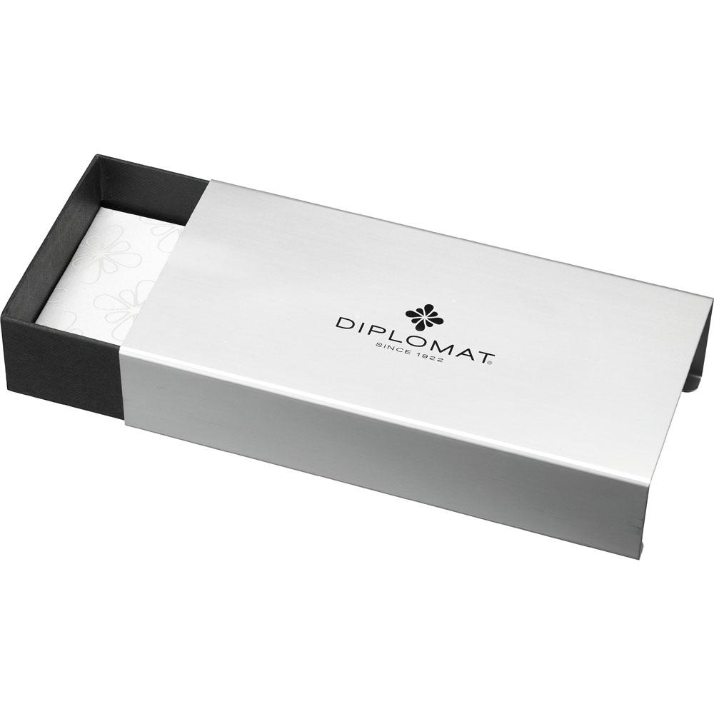 Diplomat Excellence A Plus Wave Guilloche Lapis Black Fountain Pen Medium