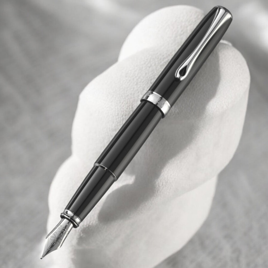 Diplomat Excellence A2 Black Lacquer Fountain Pen Fine