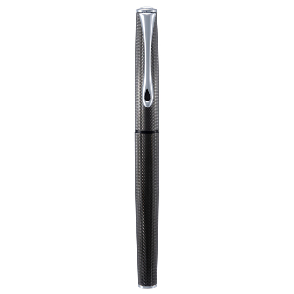 Diplomat Esteem Black Barley CT Fountain Pen Broad