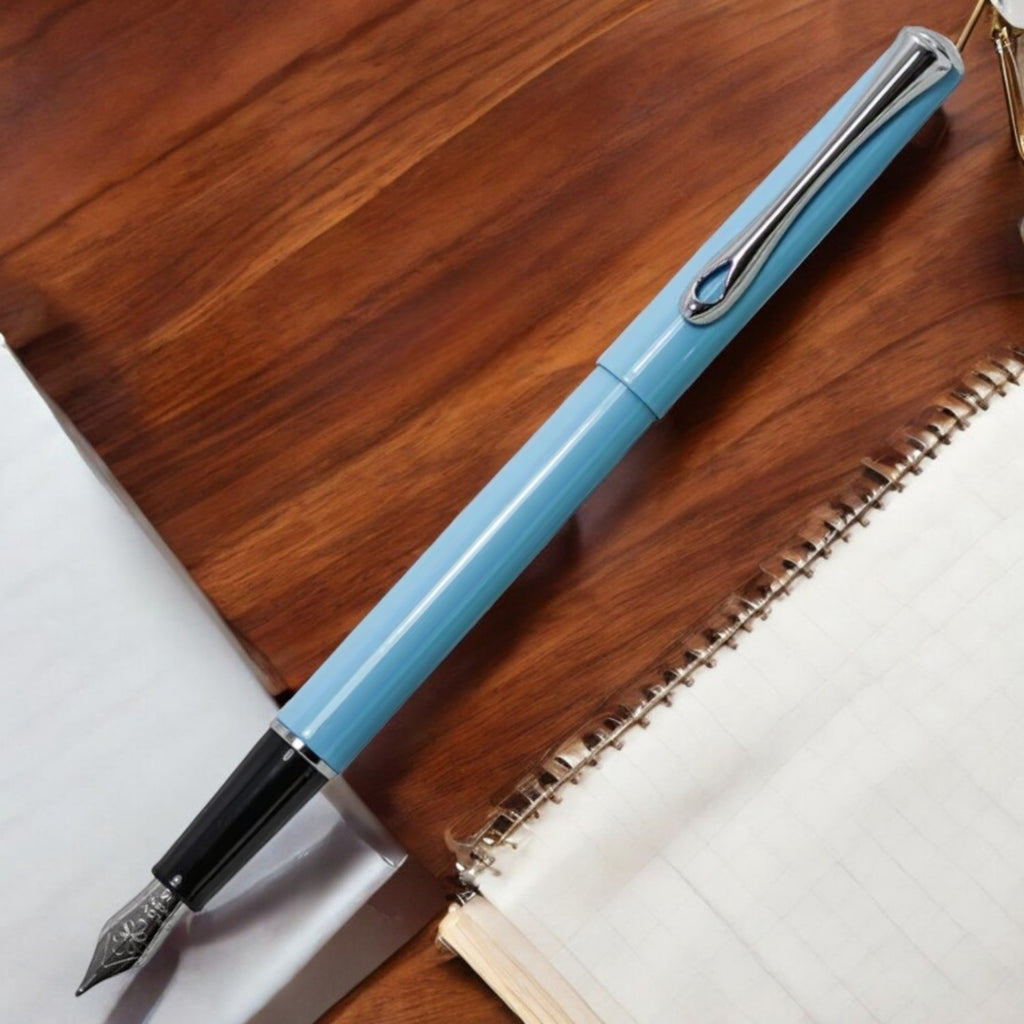 Diplomat Traveller Lumi Light Blue Fountain Pen Medium