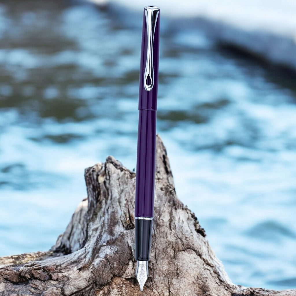 Diplomat Traveller Deep Purple Fountain Pen Medium