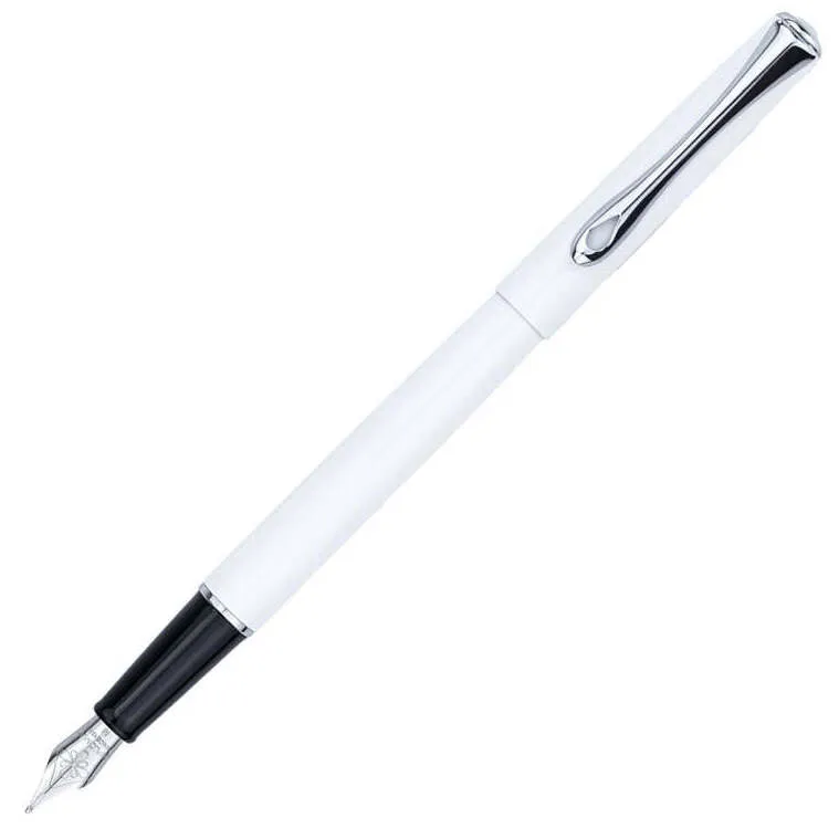 Diplomat Traveller Snow White Fountain Pen Medium