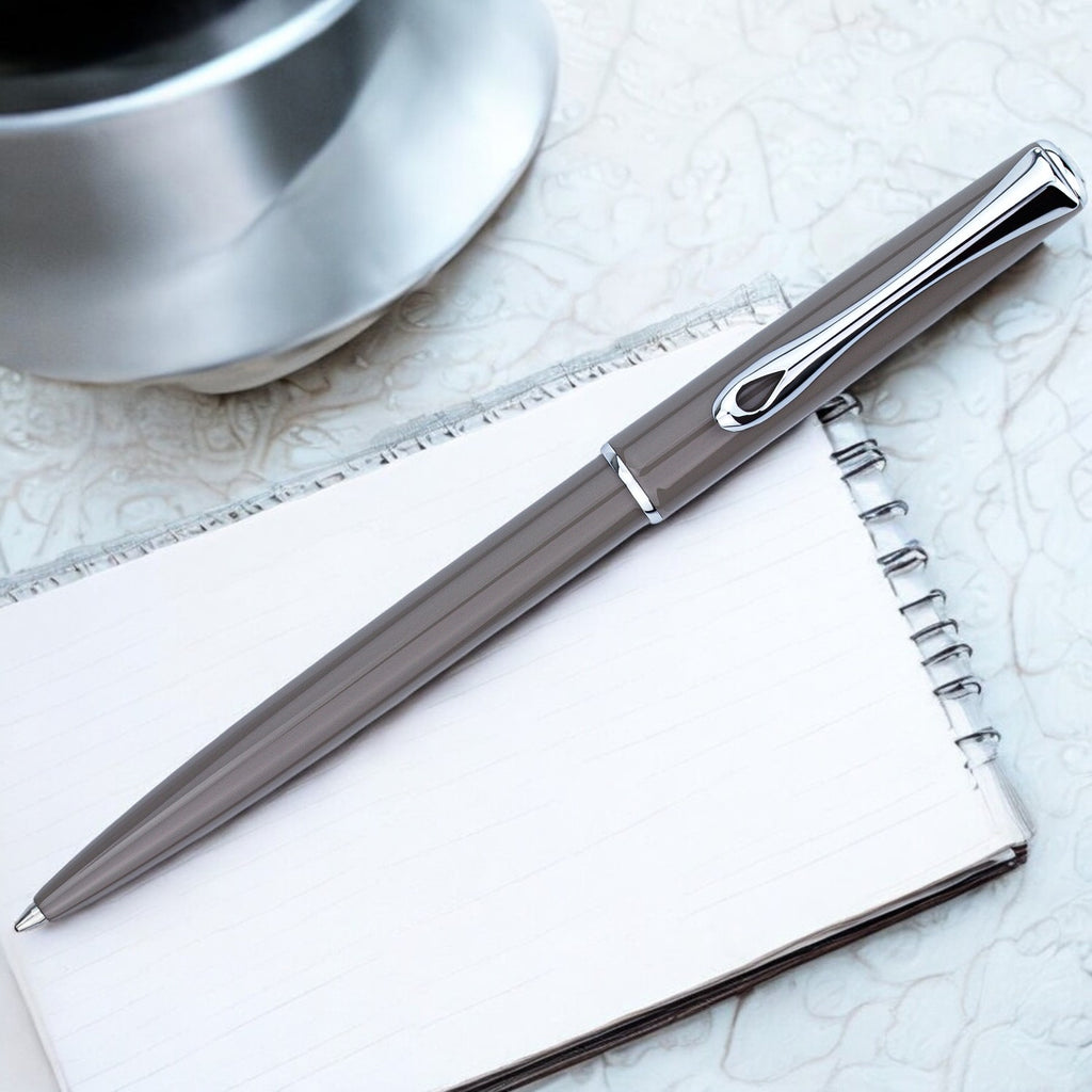 Diplomat Traveller Taupe Grey easyFLOW Ball Pen D40704040