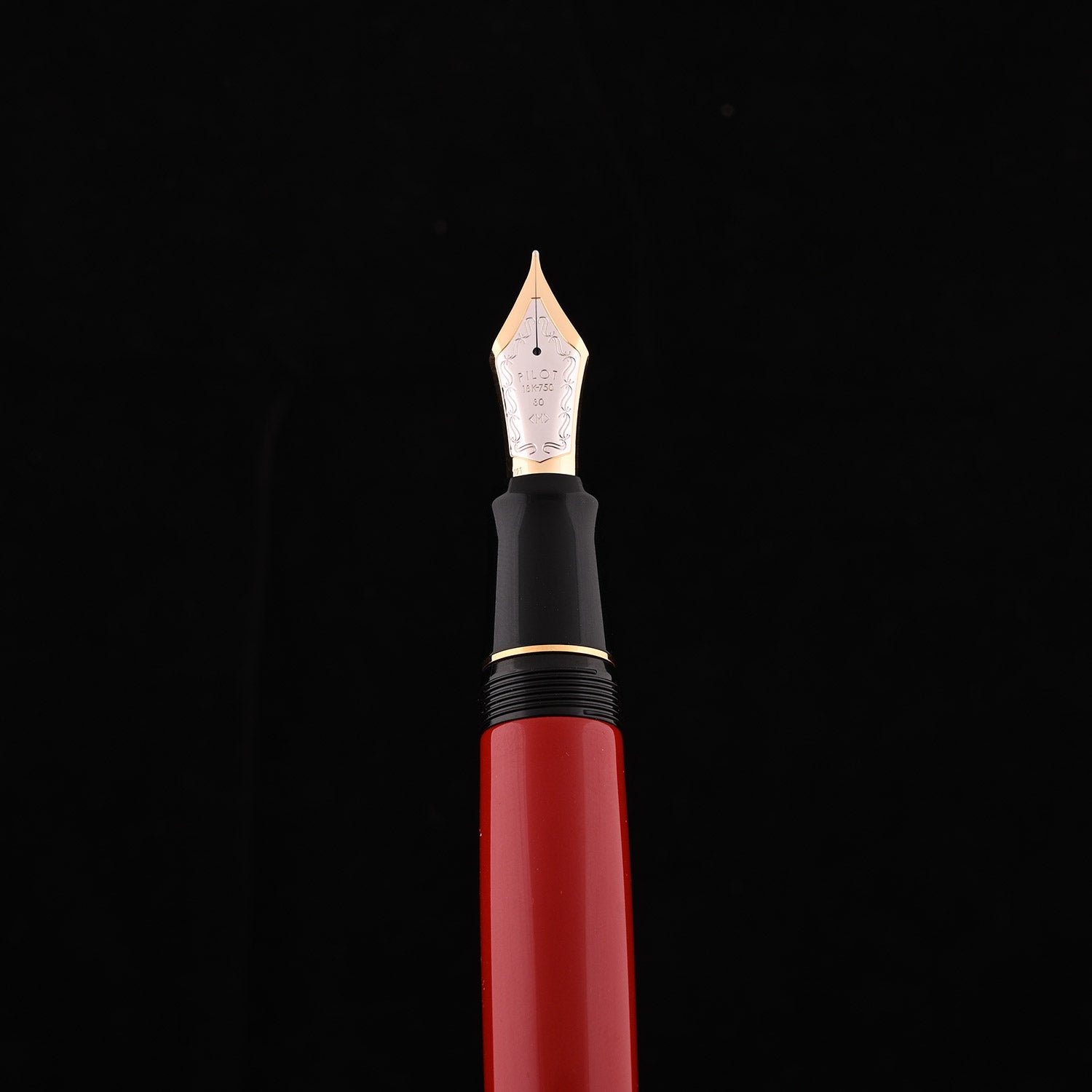 Pilot Custom Urushi Fountain Pen – Vermilion Red | 18K Gold Nib with Rhodium Plating | Double Broad