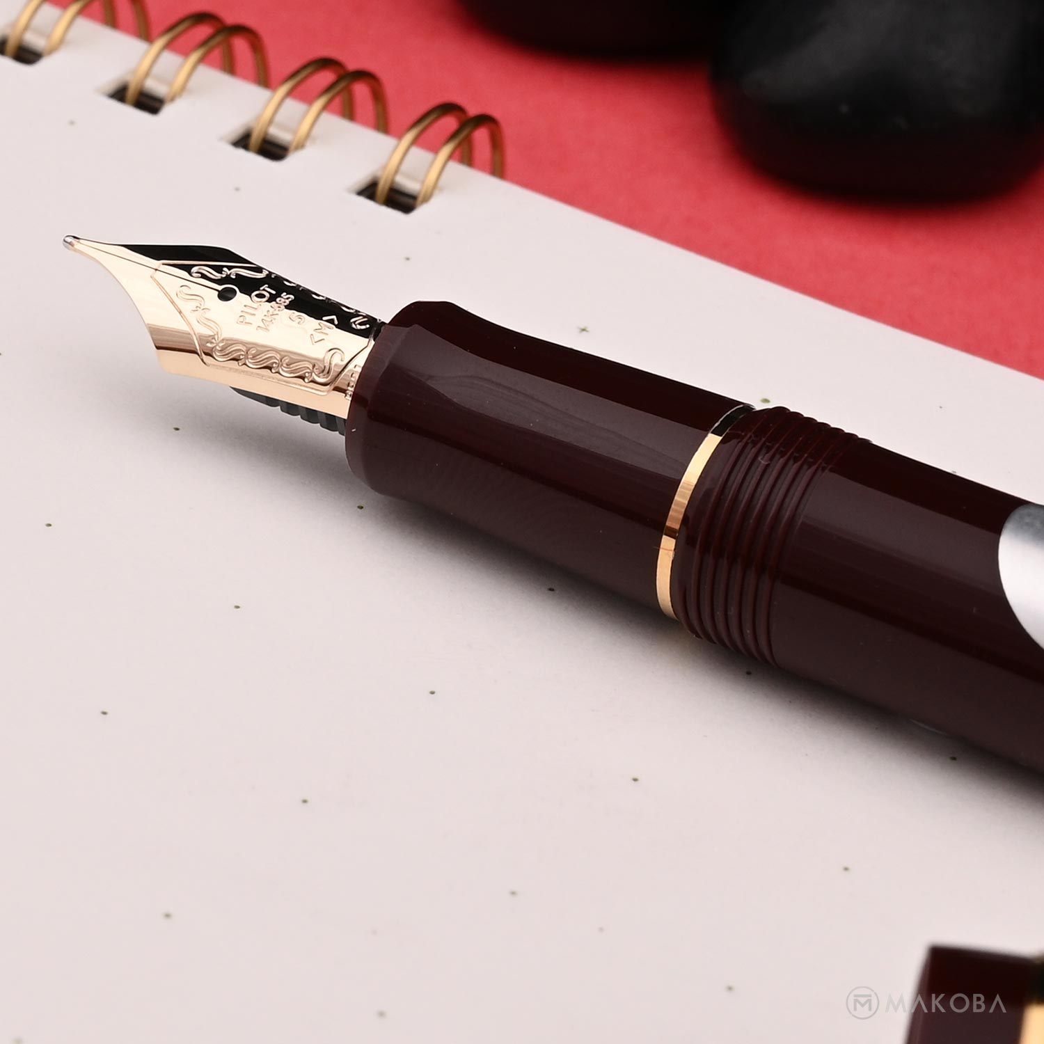 PILOT | CUSTOM 74 | 14K Gold| Fountain Pen | Deep Red GT | Extra Fine