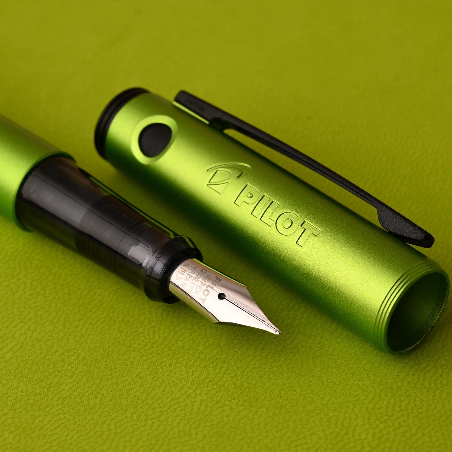 Pilot | EXPLORER SERIES | Stainless Steel | Fountain Pen | Metallic Lime Green | Medium