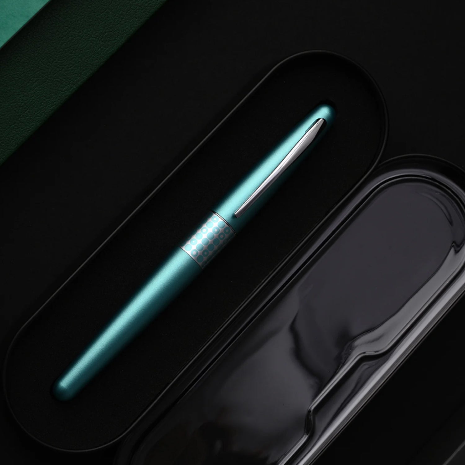 Pilot | MR RETRO POP COLLECTION | Stainless Steel | Fountain Pen | Dots | Medium