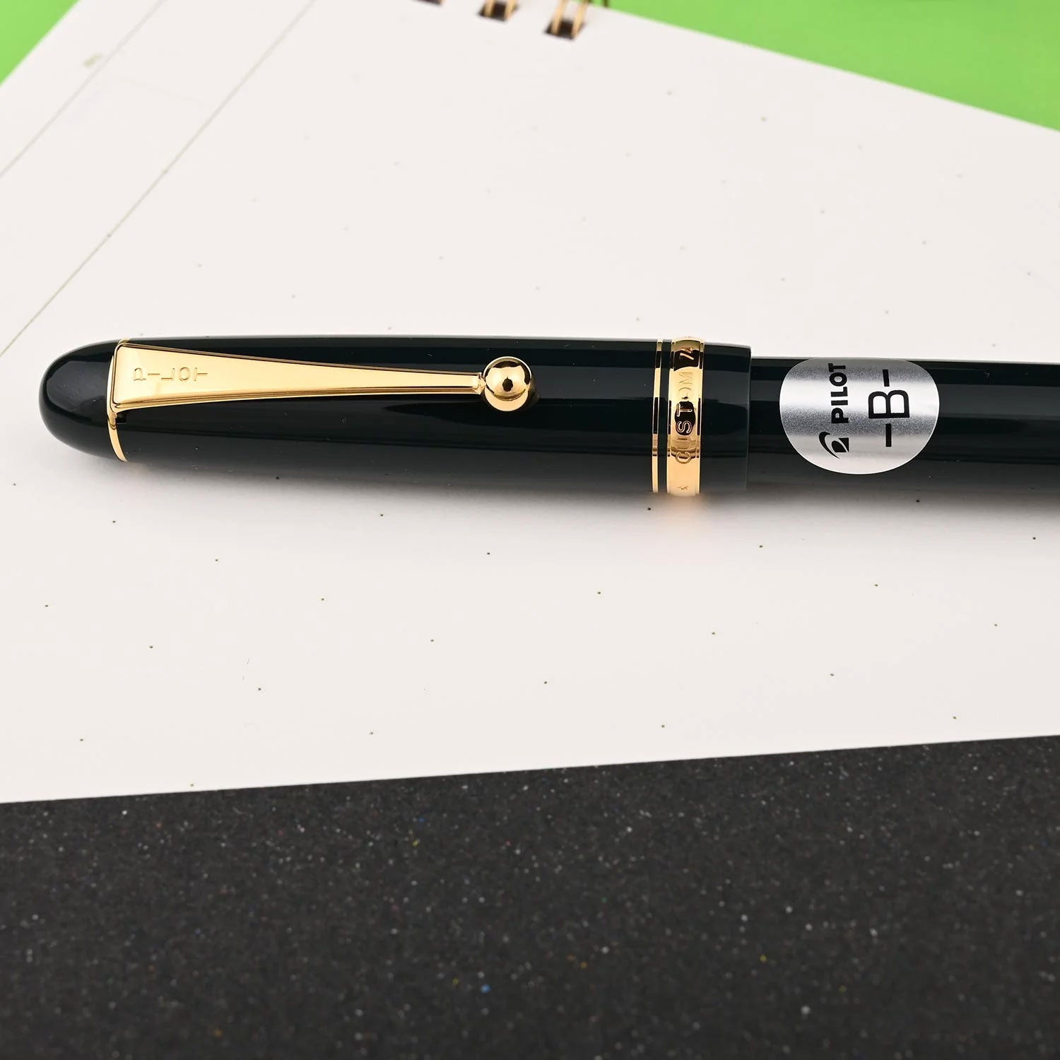 PILOT | CUSTOM 74 | 14K Gold| Fountain Pen | Dark Green GT | Fine Medium