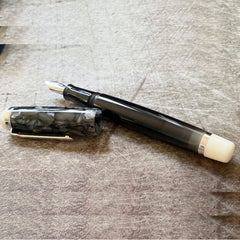 Opus 88 Omar Grey Fountain pen 96087601 Stub 1.5