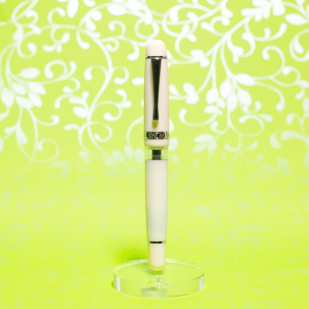 Opus 88 Jazz Solid White Fountain pen (F) 97010729