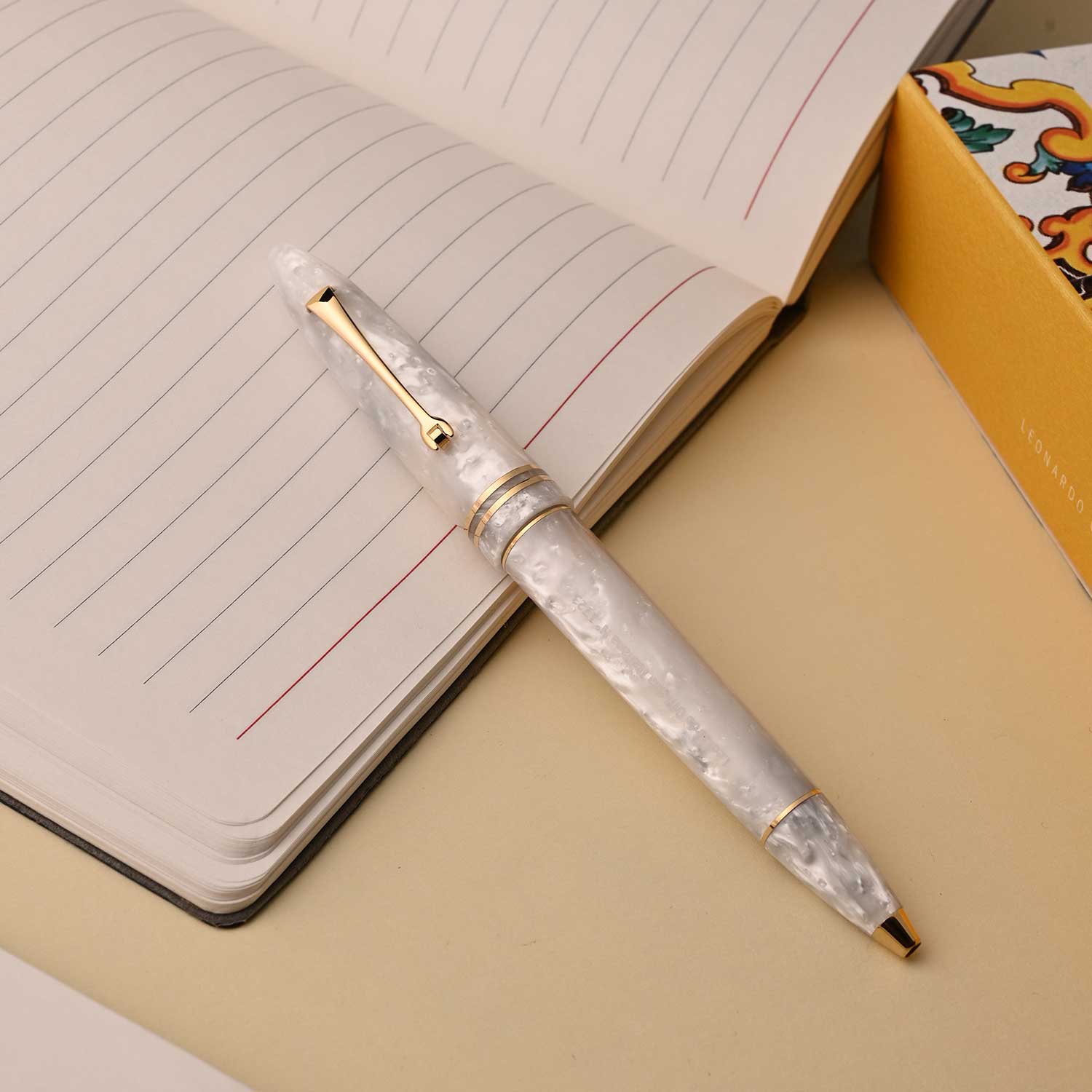 Leonardo Furore Ball Pen - White Salt GT