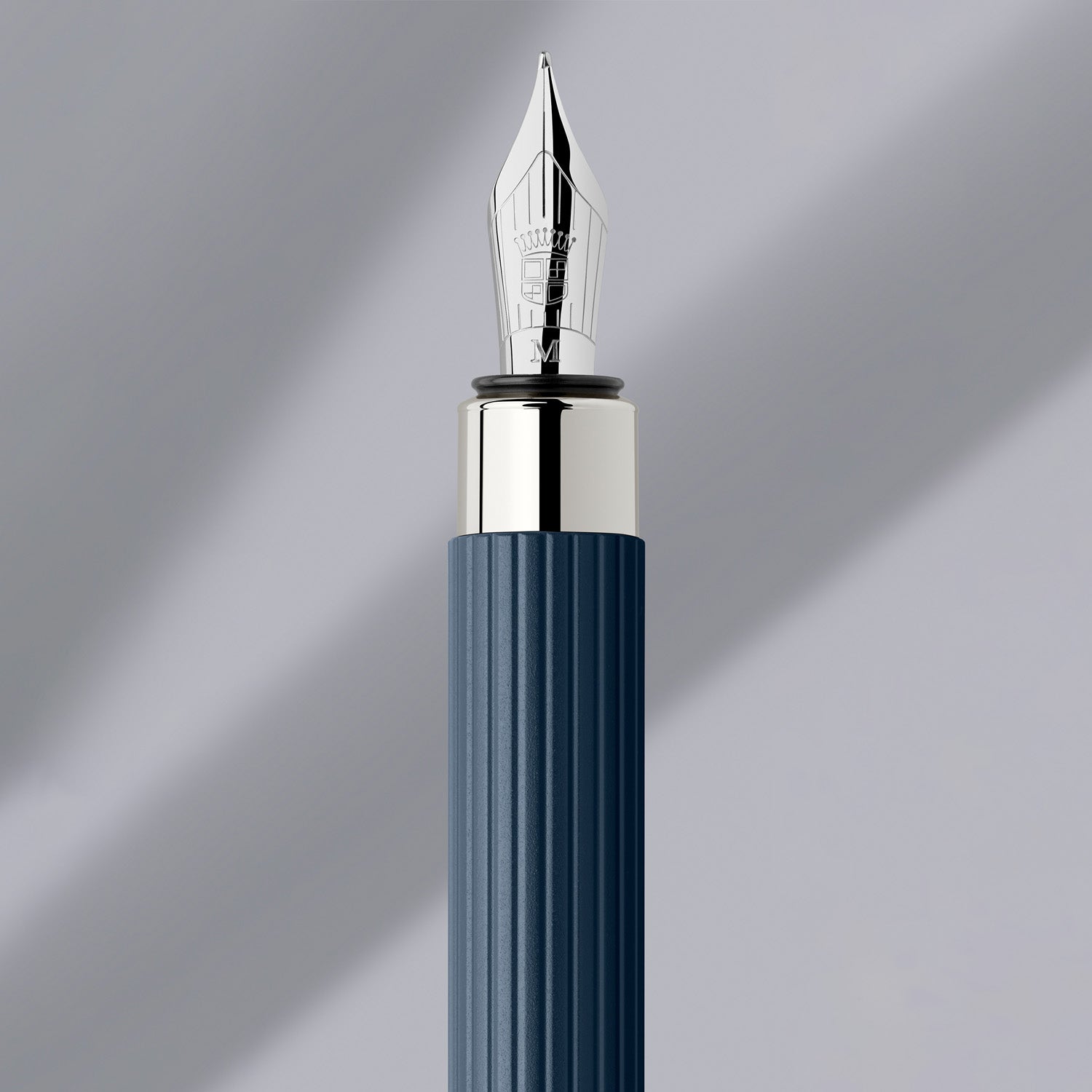 Graf Von Faber-Castell Tamitio Fountain Pen - Night Blue B