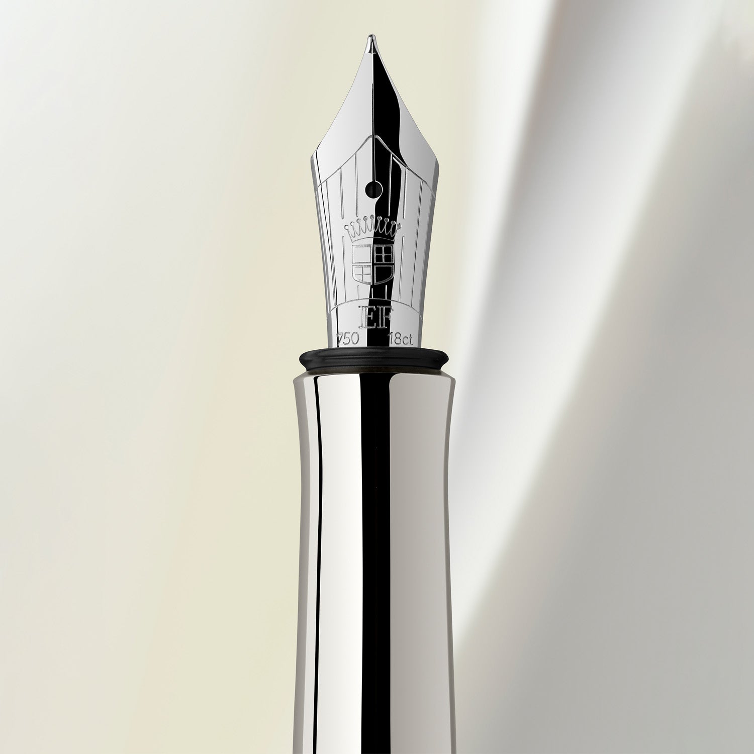 Graf Von Faber-Castell Guilloche Fountain Pen - Cognac Brown B