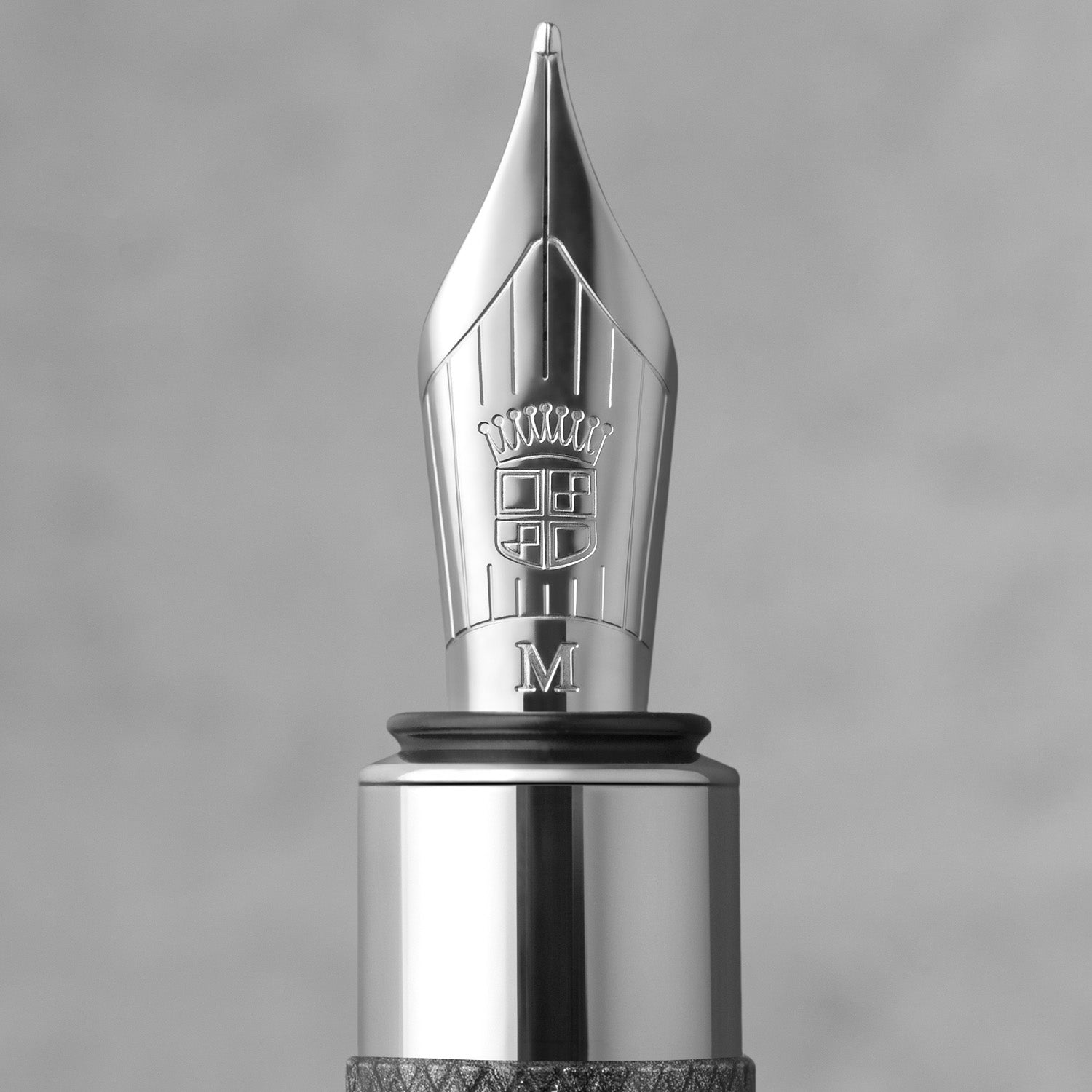 Graf Von Faber-Castell x Bentley Fountain Pen - Tungsten M