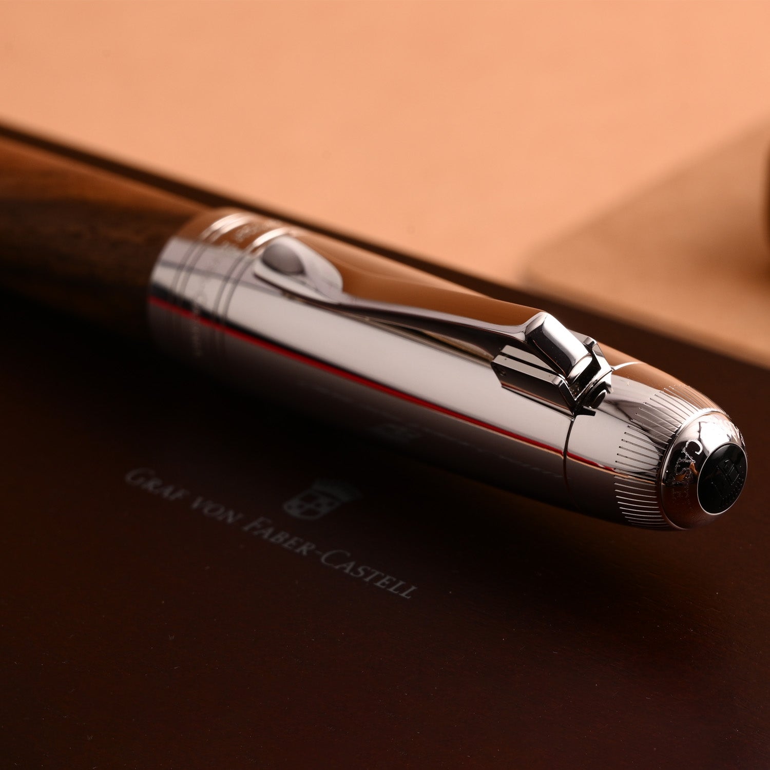 Graf Von Faber-Castell Magnum Fountain Pen - Caucasian Walnut Wood B