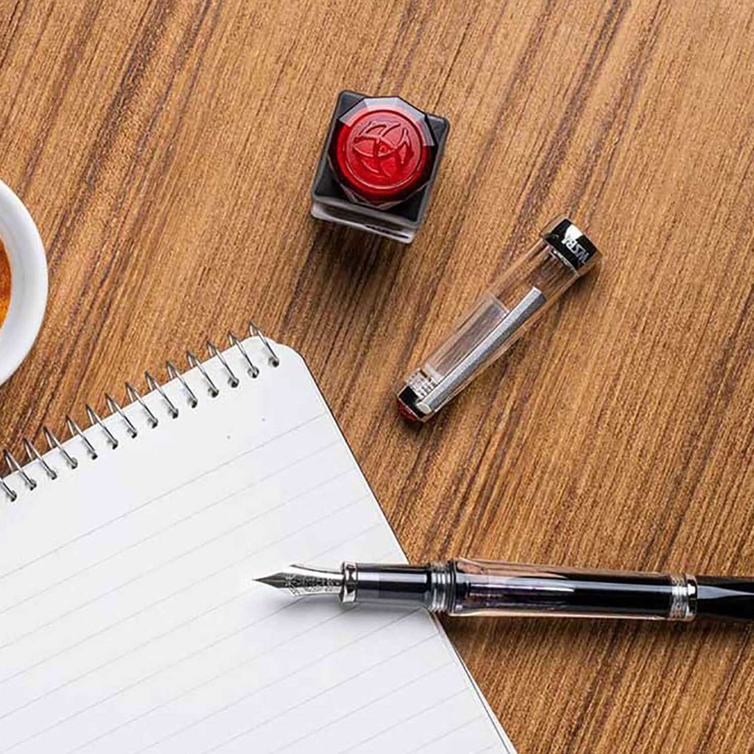 TWSBI Vac700R Fountain Pen in Clear Broad