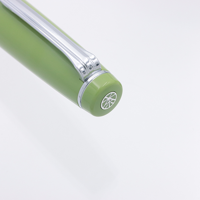 JINHAO 82 FOUNTAIN PEN AVOCADO GREEN CT FP MEDIUM NIB