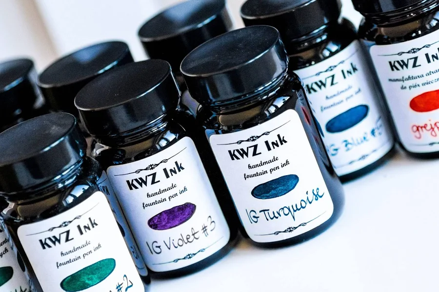KWZ INK Handmade Fountain Pen Ink Made in Poland -4400-Red