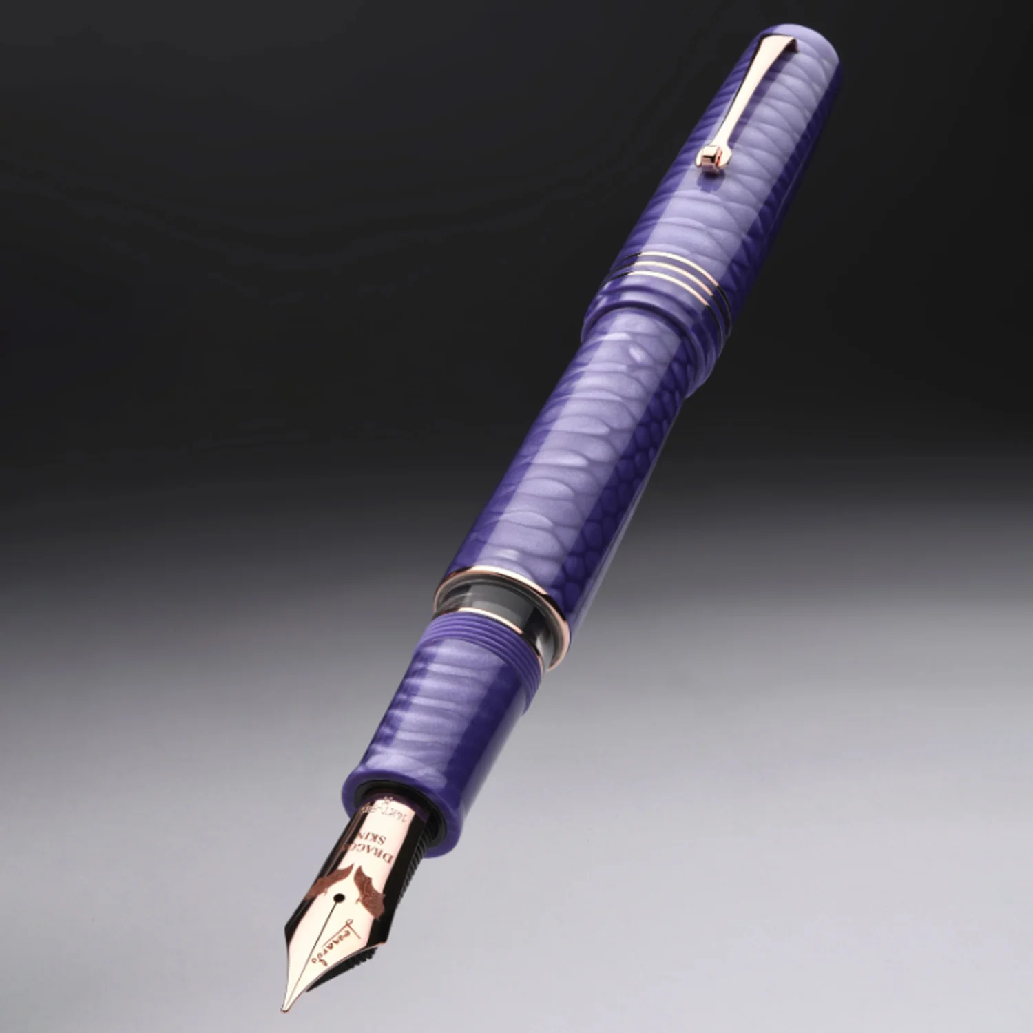 Leonardo MZ Grande 2.0 Dragon Skin No.8 14K Gold Fountain Pen - Purple RGT BROAD