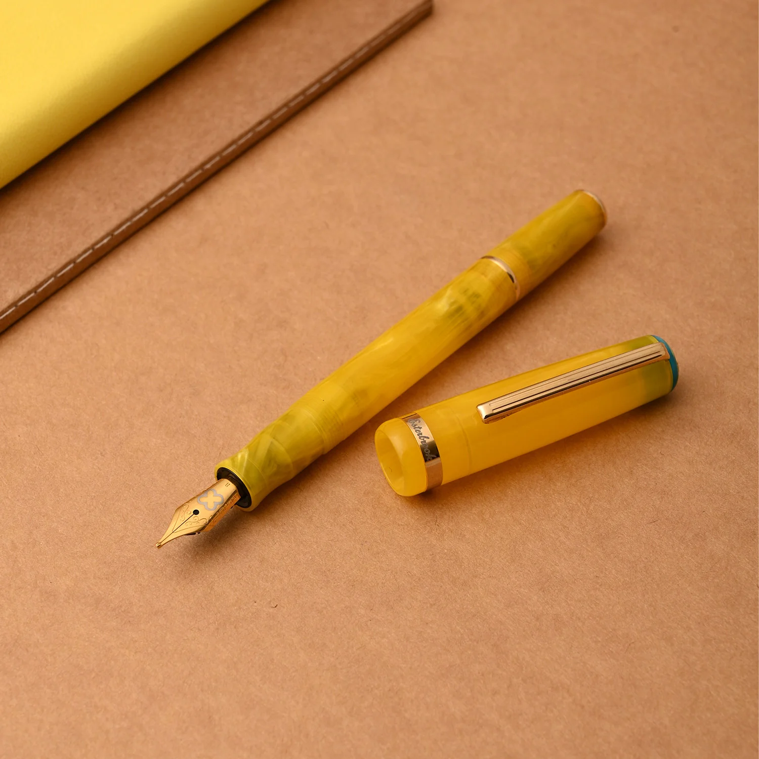 Esterbrook JR Pocket Fountain Pen - Lemon Twist GT FINE