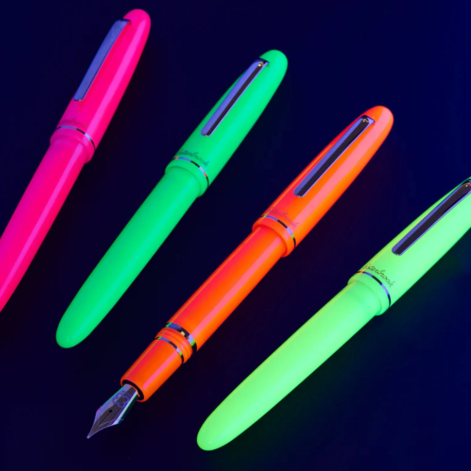 Esterbrook Funky Town Estie Fountain Pen - Green GT Fine