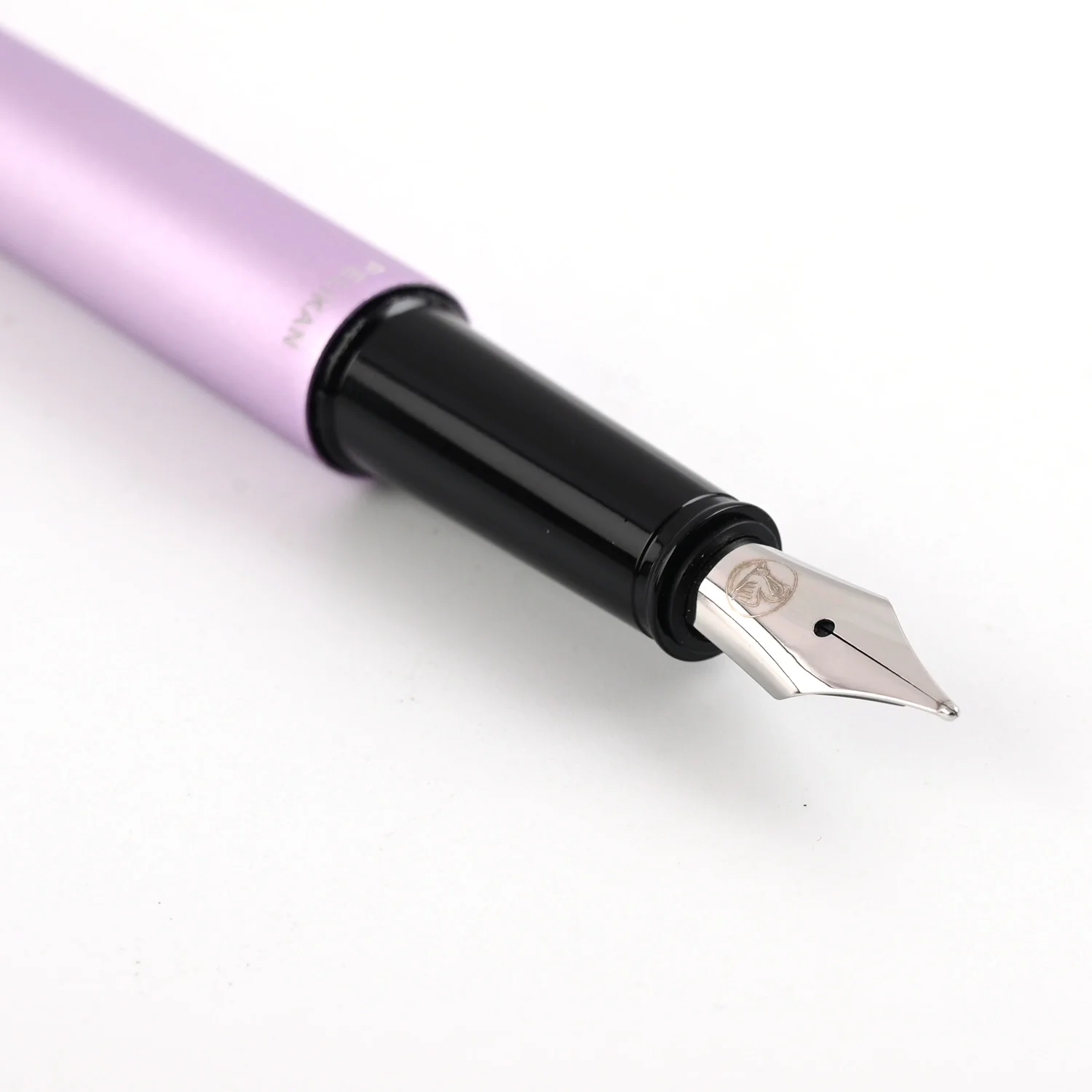 Pelikan Ineo Fountain Pen - Lavender Scent Medium